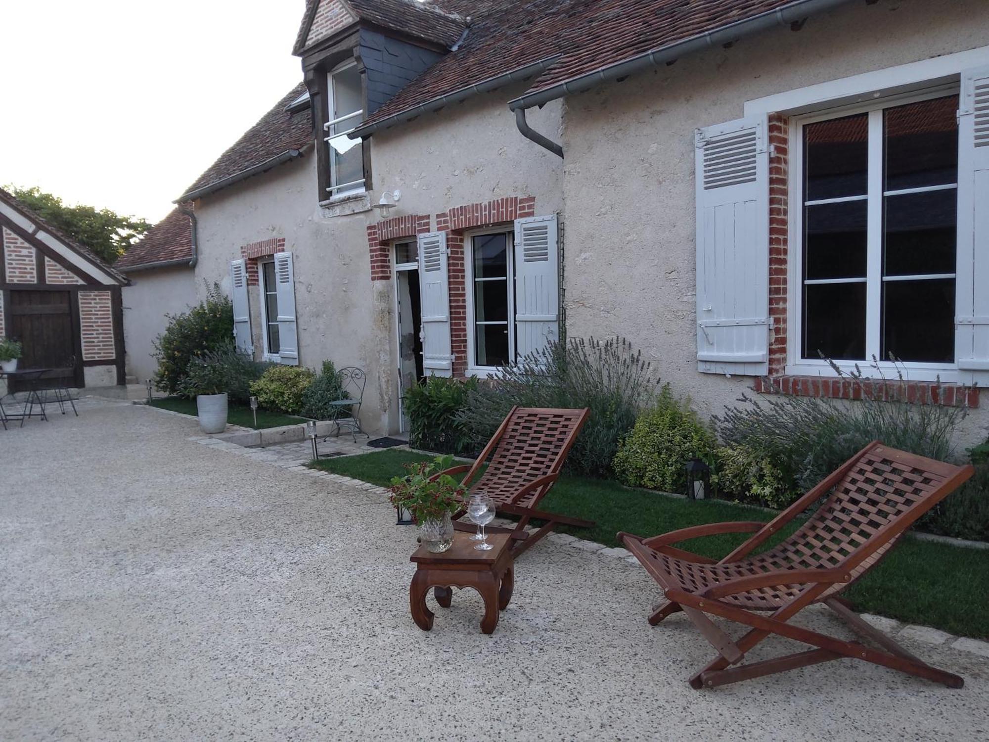Agréable chambre d'hôtes dans maison XVIIIe Vineuil  Exterior foto